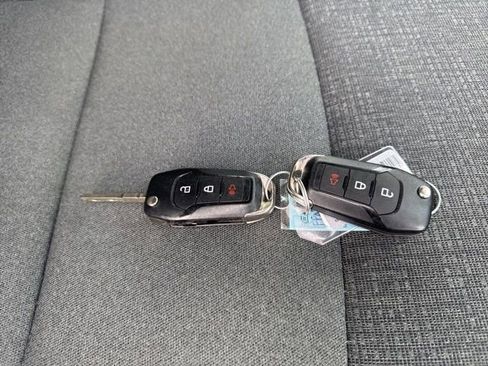 Used 2024 Ford F150 XLT w/ Mobile Office Package image 13