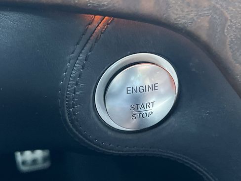 Used 2016 Mercedes-Benz GL 63 AMG 63 4MATIC image 23