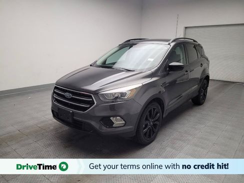 Used 2018 Ford Escape SE w/ SE Sport Appearance Package FWD image 1