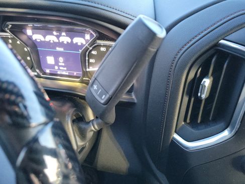 Used 2021 GMC Sierra 1500 AT4 w/ AT4 Premium Package image 24