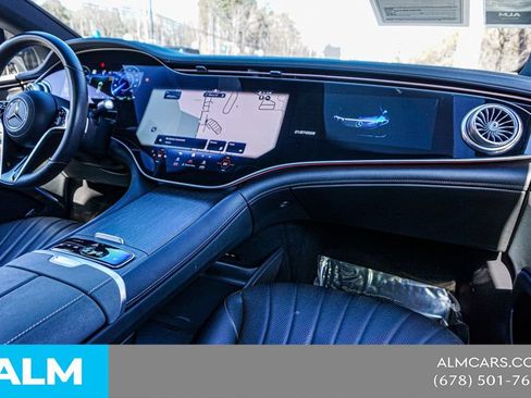 Used 2022 Mercedes-Benz EQS 580 4MATIC Sedan image 23
