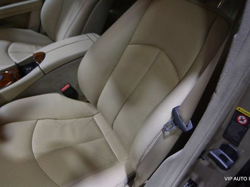 Used 2004 Mercedes-Benz E 320 Sedan image 13