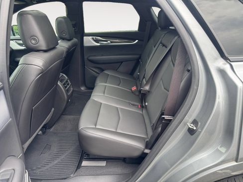 Used 2023 Cadillac XT5 Sportv AWD/4WD image 17