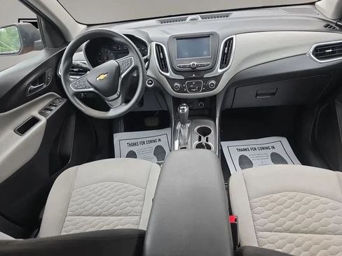 Used 2018 Chevrolet Equinox LS AWD/4WD image 14