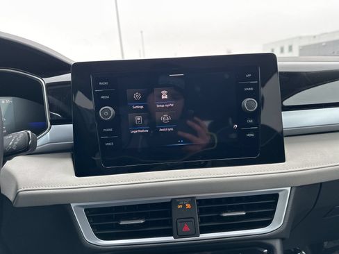 New 2026 Volkswagen Taos SE AWD/4WD image 52