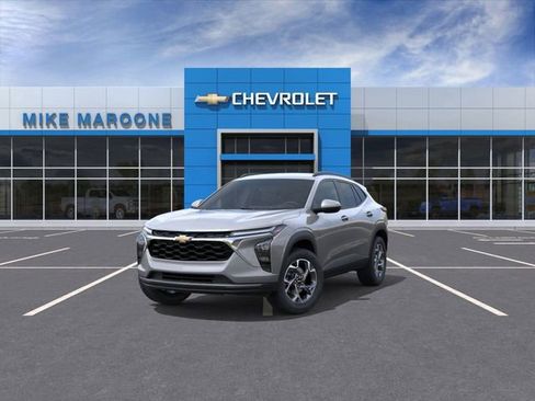 New 2026 Chevrolet Trax LT w/ Driver Confidence Package FWD image 8