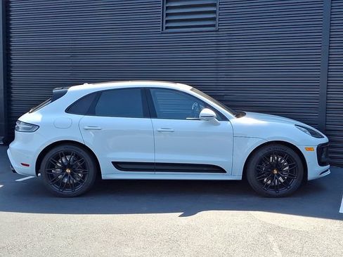 Certified 2025 Porsche Macan GTS AWD/4WD image 8