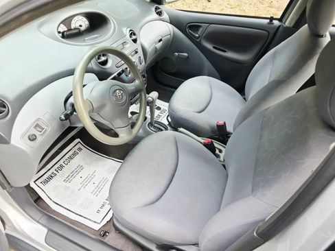 Used 2003 Toyota Echo Sedan FWD image 9