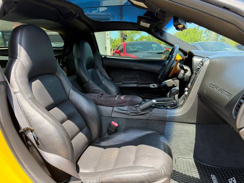 Used 2008 Chevrolet Corvette Coupe RWD image 18
