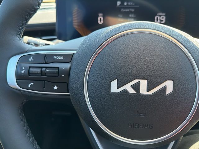 New 2026 Kia K5 GT-Line w/ GT-Line Premium Package AWD/4WD image 24