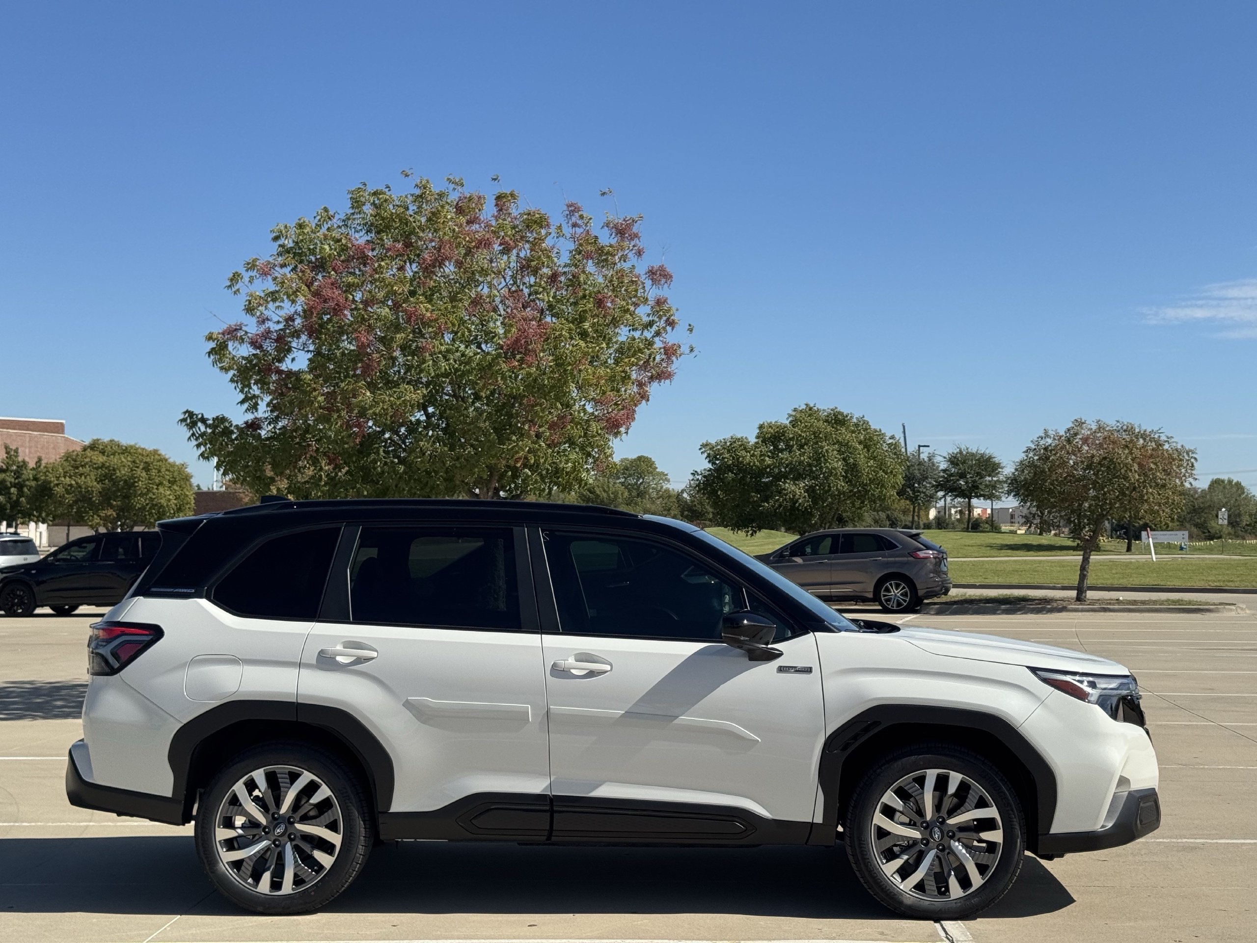 New 2026 Subaru Forester Touring AWD/4WD image 3