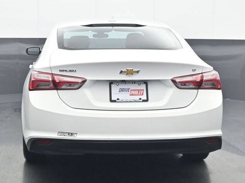 Used 2022 Chevrolet Malibu LT FWD image 5