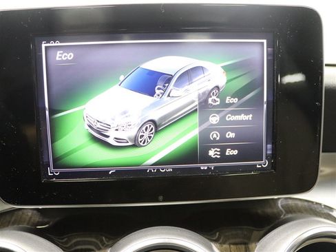 Used 2018 Mercedes-Benz C 300 4MATIC Sedan image 39