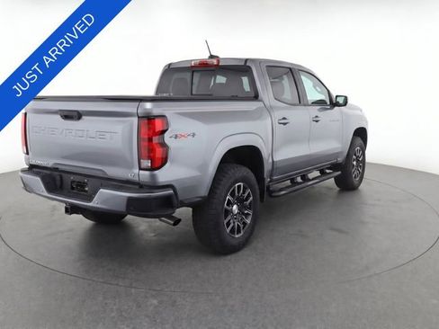 Used 2023 Chevrolet Colorado LT w/ LT Convenience Package III AWD/4WD image 14