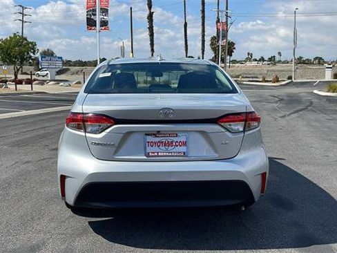 Certified 2023 Toyota Corolla LE image 5