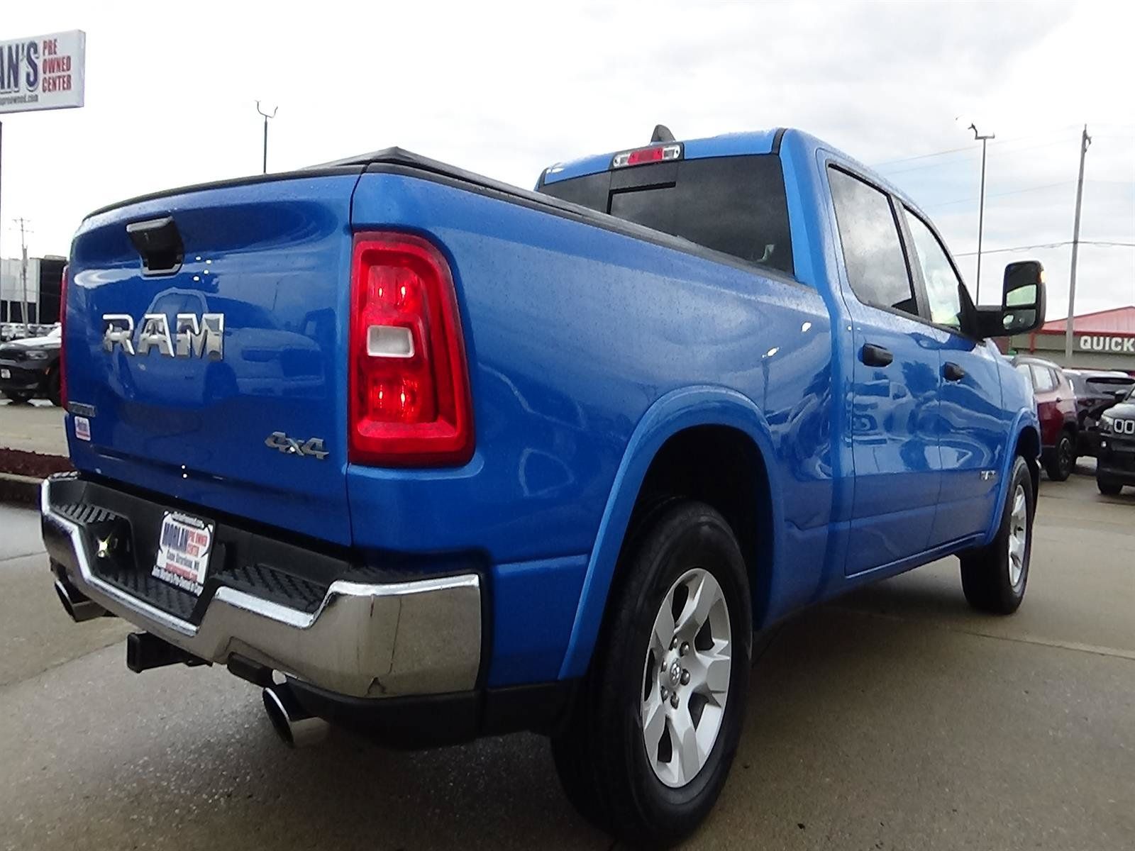 Used 2025 RAM 1500 Big Horn AWD/4WD image 6