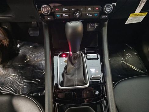 New 2025 Jeep Compass Limited image 20