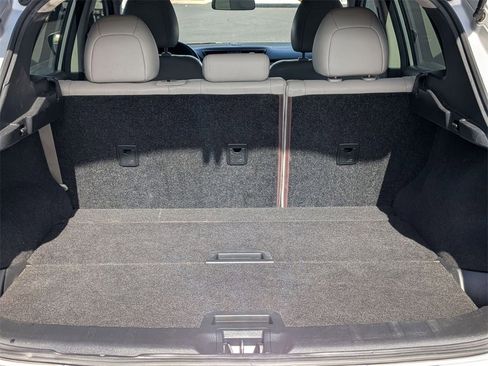 Used 2018 Nissan Rogue Sport SL image 28