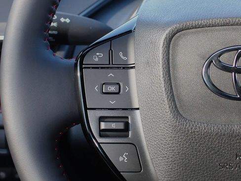 New 2026 Toyota Prius Plug-In Hybrid FWD image 23