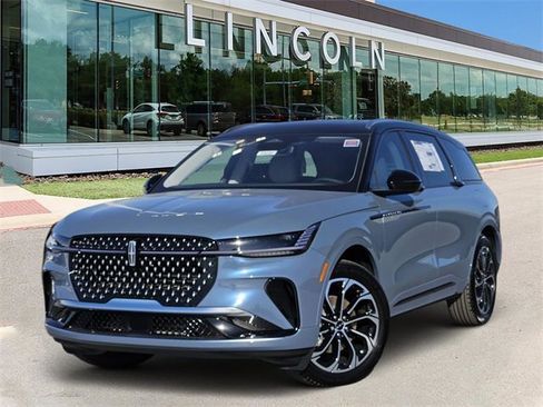 New 2026 Lincoln Nautilus Reserve image 1