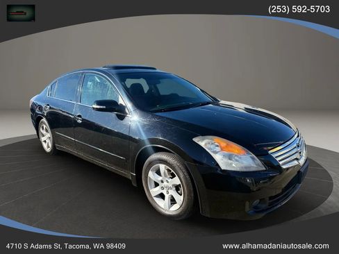 Used 2008 Nissan Altima 3.5 SL w/ Technology Pkg image 1