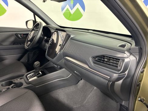 Certified 2025 Subaru Forester Premium image 32
