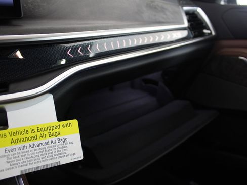 New 2026 BMW X5 xDrive40i w/ Climate Comfort Package image 27