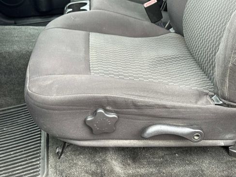 Used 2012 Chevrolet Colorado W/T image 15