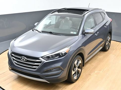 Used 2017 Hyundai Tucson Value AWD/4WD image 4