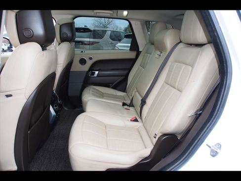 Used 2019 Land Rover Range Rover Sport HSE Dynamic image 21