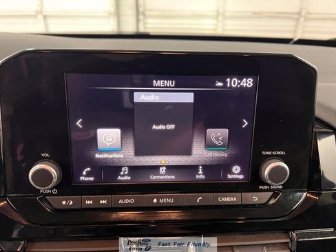 Used 2025 Nissan Pathfinder SV FWD image 41