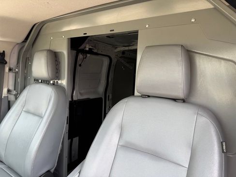 Used 2019 Ford Transit 150 130 Low Roof RWD image 19