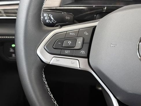 New 2026 Volkswagen Atlas SE FWD image 13