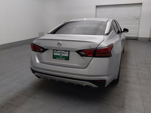 Used 2020 Nissan Altima 2.5 SL FWD image 7
