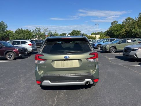 Used 2020 Subaru Forester Touring AWD/4WD image 5