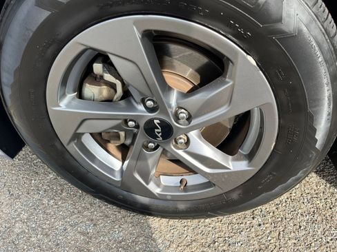 Used 2023 Kia K5 LXS image 24
