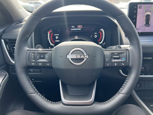 New 2026 Nissan Rogue Platinum image 21