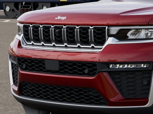 New 2026 Jeep Grand Cherokee L Limited AWD/4WD image 21