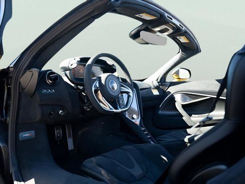 New 2026 McLaren 750S Spider RWD image 55