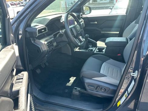Used 2024 Toyota Tacoma TRD Off-Road w/ TRD Off Road Upgrade Package image 11
