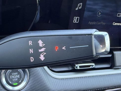 New 2026 Chevrolet Equinox LT w/ Convenience Package II image 25