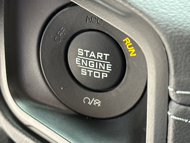 Used 2024 Jeep Wrangler Unlimited Rubicon AWD/4WD image 34