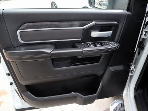 Used 2024 RAM 2500 Big Horn image 20