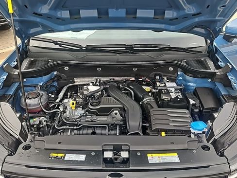New 2026 Volkswagen Taos SE AWD/4WD image 10