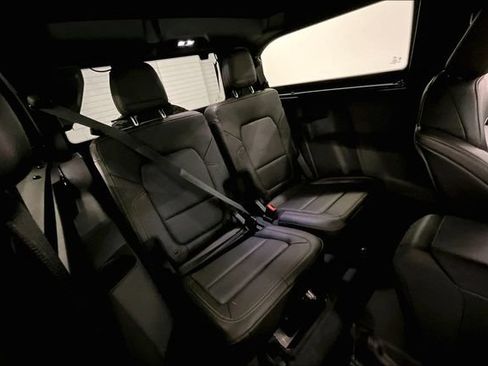 Used 2023 Ford Bronco Badlands w/ Sasquatch Package AWD/4WD image 23