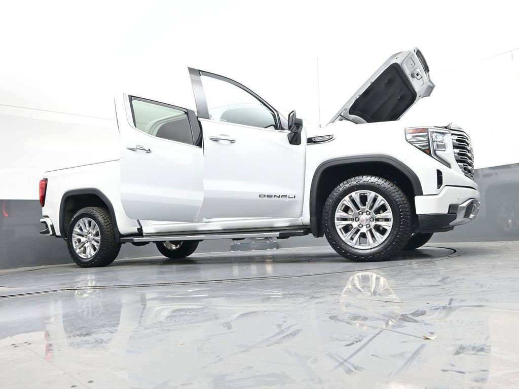 Used 2023 GMC Sierra 1500 Denali AWD/4WD image 45