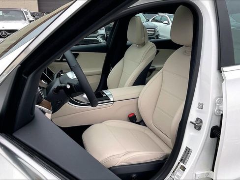 New 2026 Mercedes-Benz C 300 4MATIC Sedan image 9