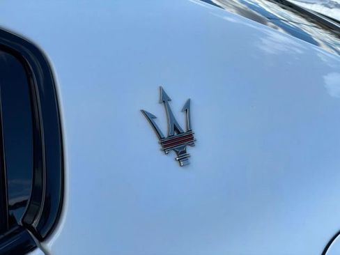 Used 2023 Maserati Ghibli Trofeo image 20