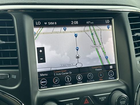 Used 2018 Jeep Grand Cherokee Altitude image 19