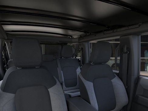 New 2025 Ford Bronco Base image 13